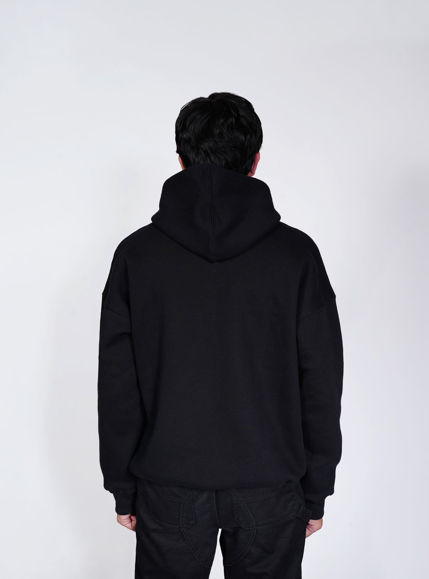 EMBROIDERED BLACK OVERSIZED HOODIE